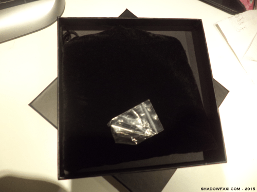 20150202_EC_OpenedBox2